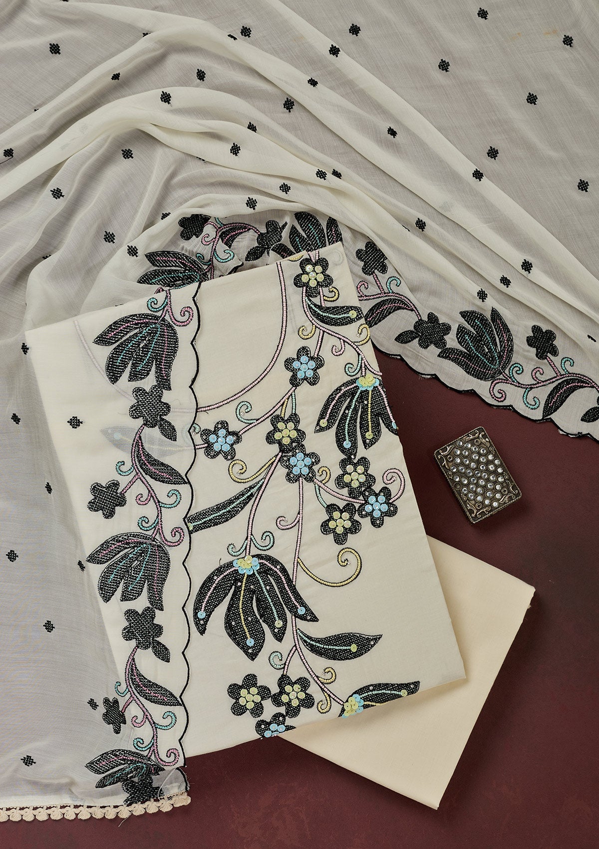 Off White Threadwork Cotton Unstitched Salwar Suit-Koskii