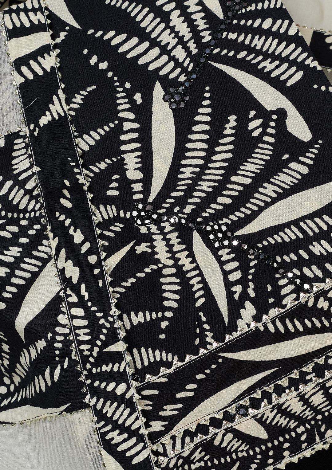 Cream Threadwork Cotton Unstitched Salwar Suit-koskii