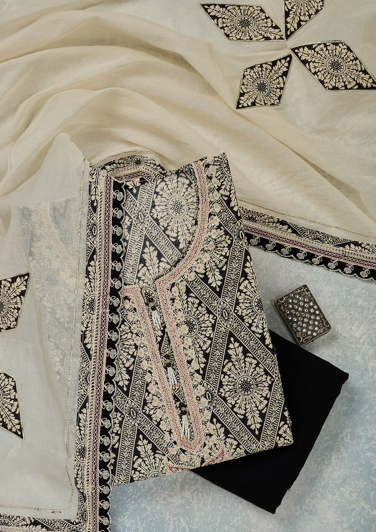 Cream Threadwork Cotton Unstitched Salwar Suit-Koskii