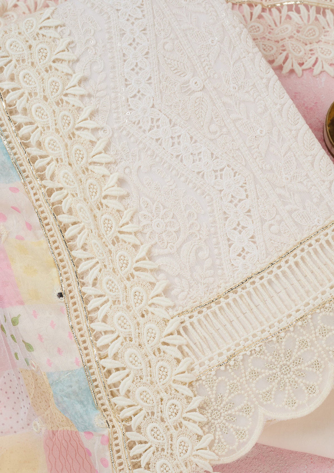 Off White Threadwork Georgette Unstitched Salwar Suit-koskii