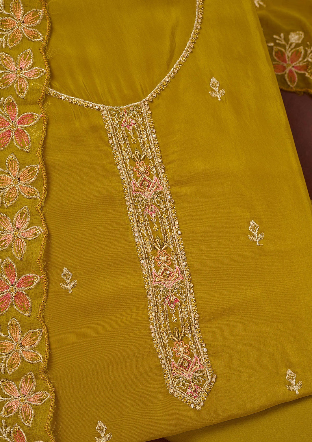 Mehendi Threadwork Semi Crepe Unstitched Salwar Suit