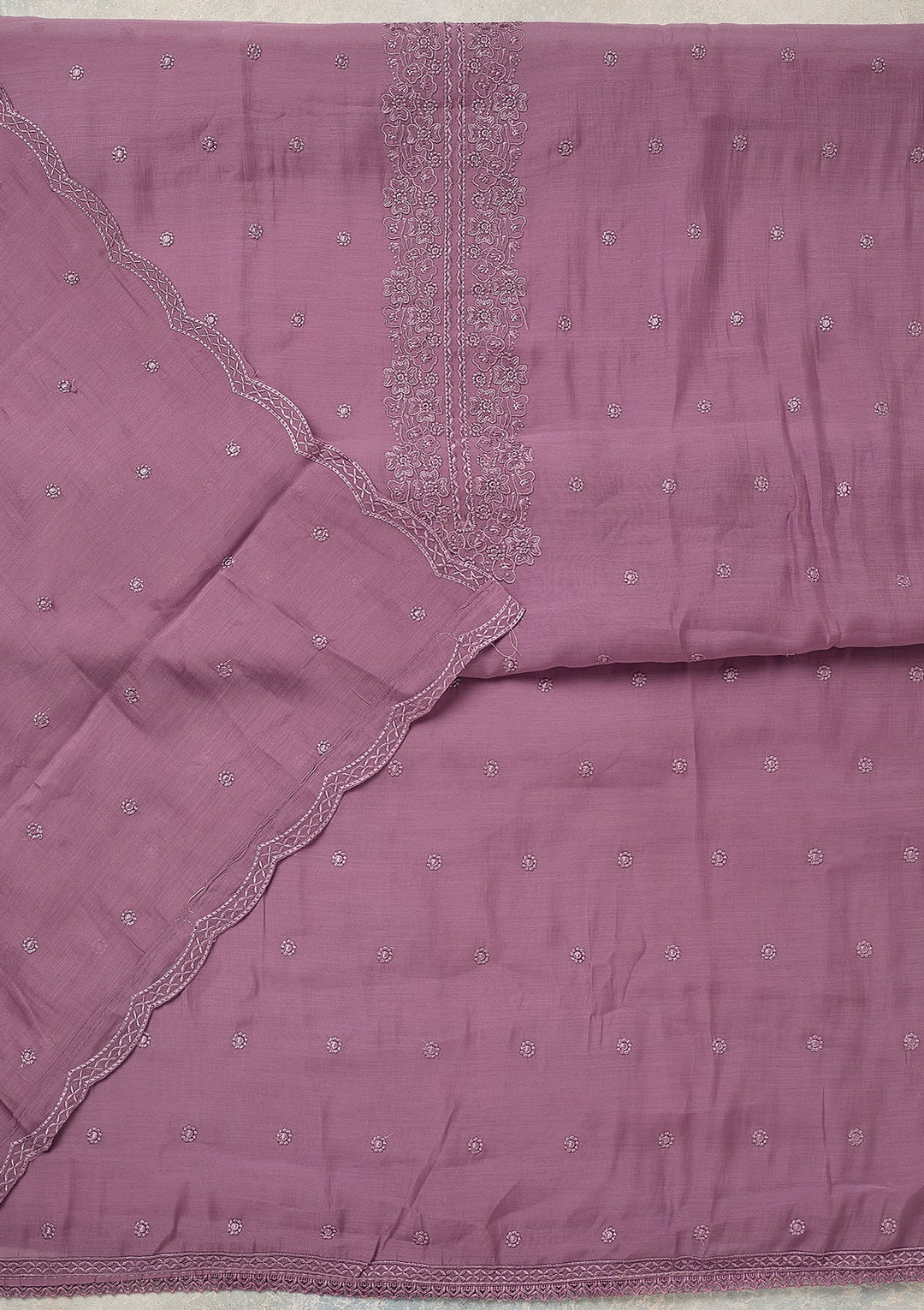 Lavender Semi Crepe Threadwork Unstitched Dress Material With Matching Bottom And Dupatta