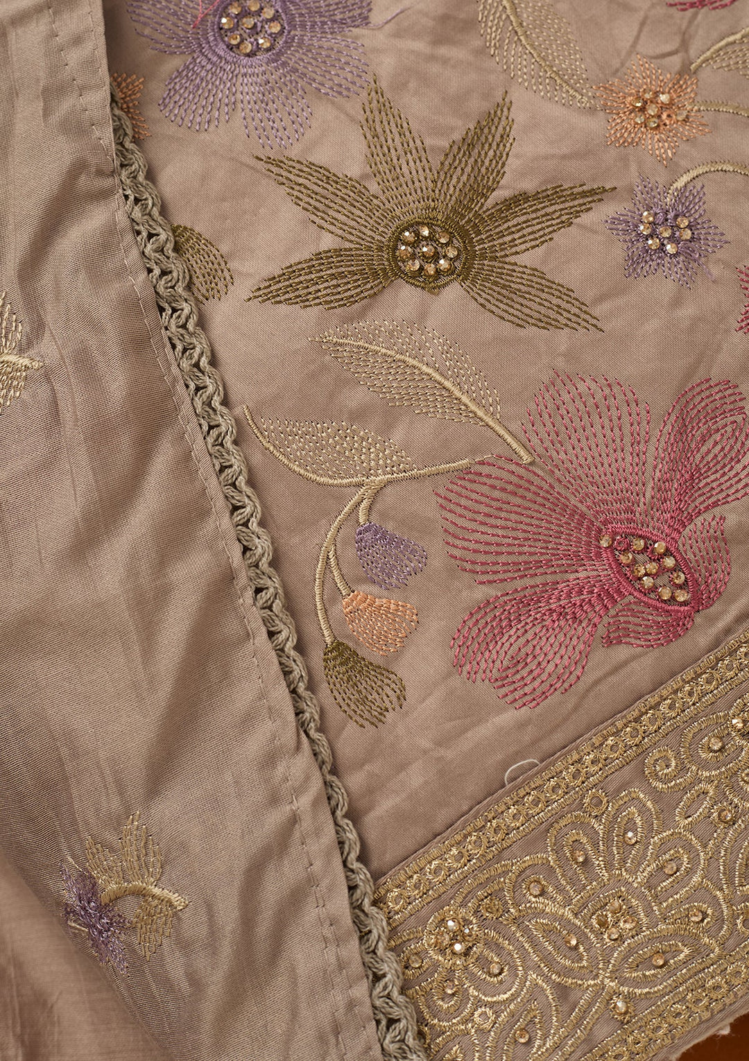 Light Grey Threadwork Cotton Unstitched Salwar Suit