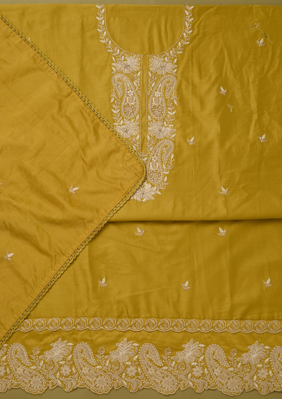 Mehendi Green Cotton Threadwork Unstitched Dress Material With Matching Bottom And Dupatta