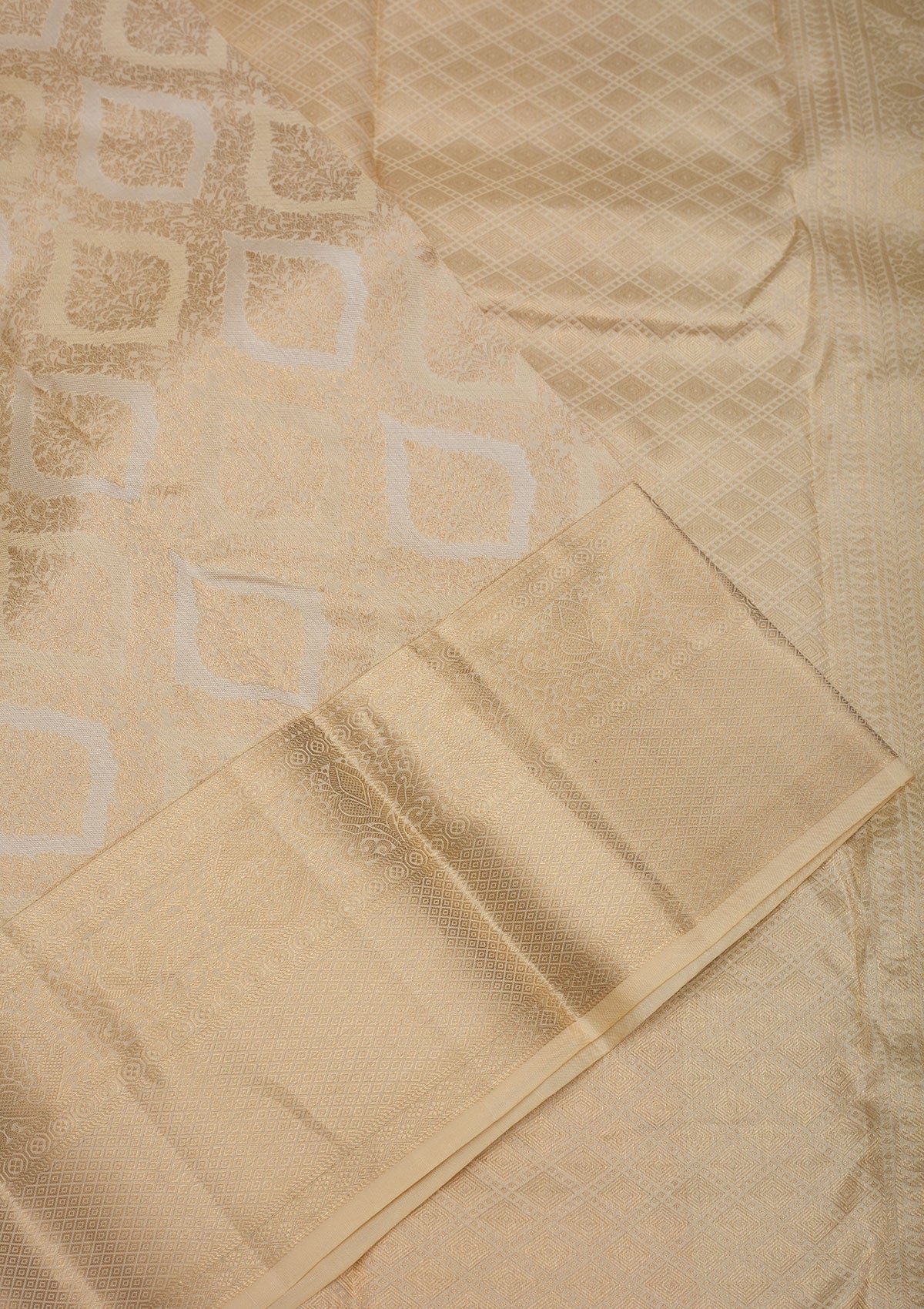 Beige Zariwork Pure Silk Saree-Koskii