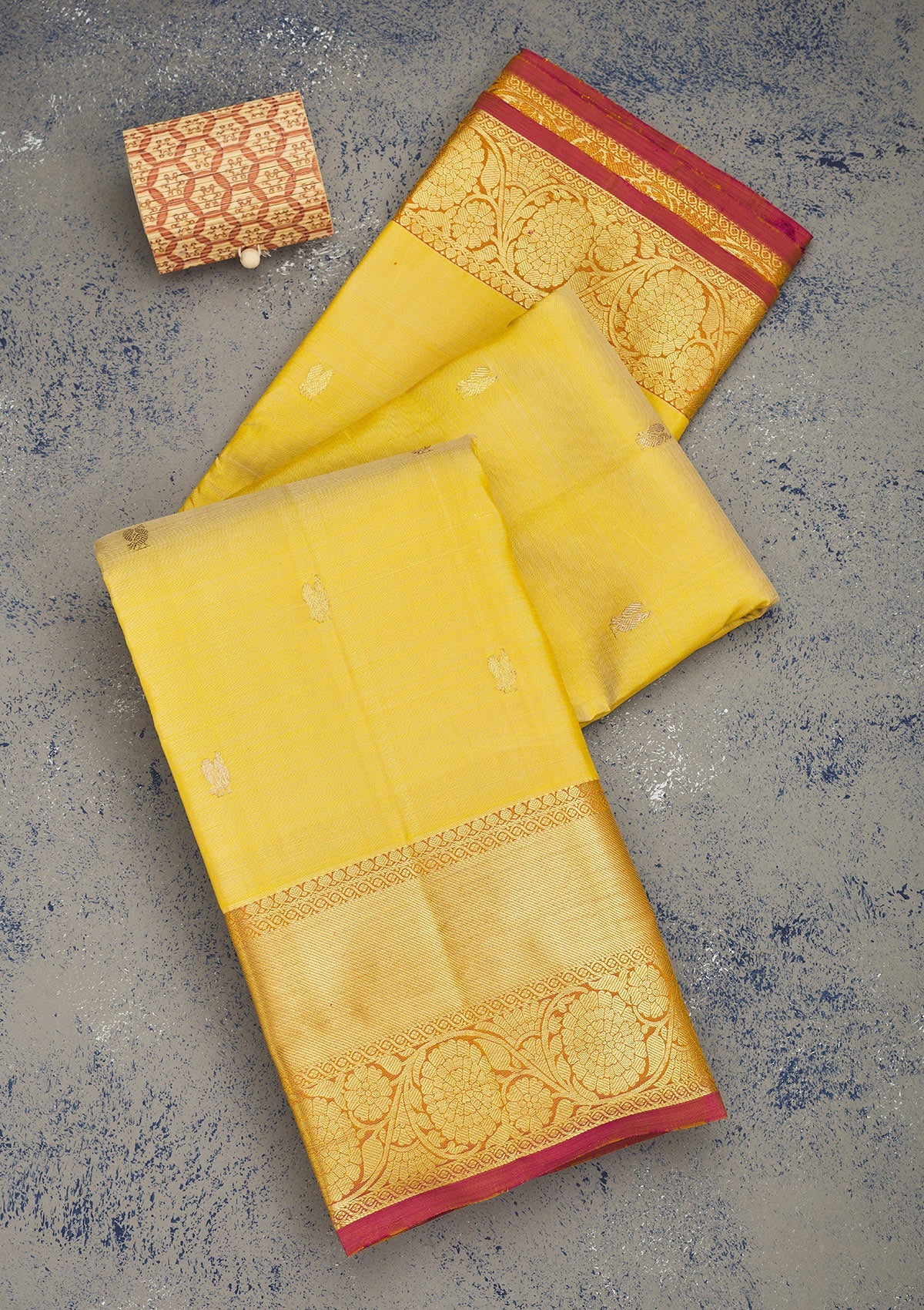 Beige Zariwork Pure Silk Saree-Koskii