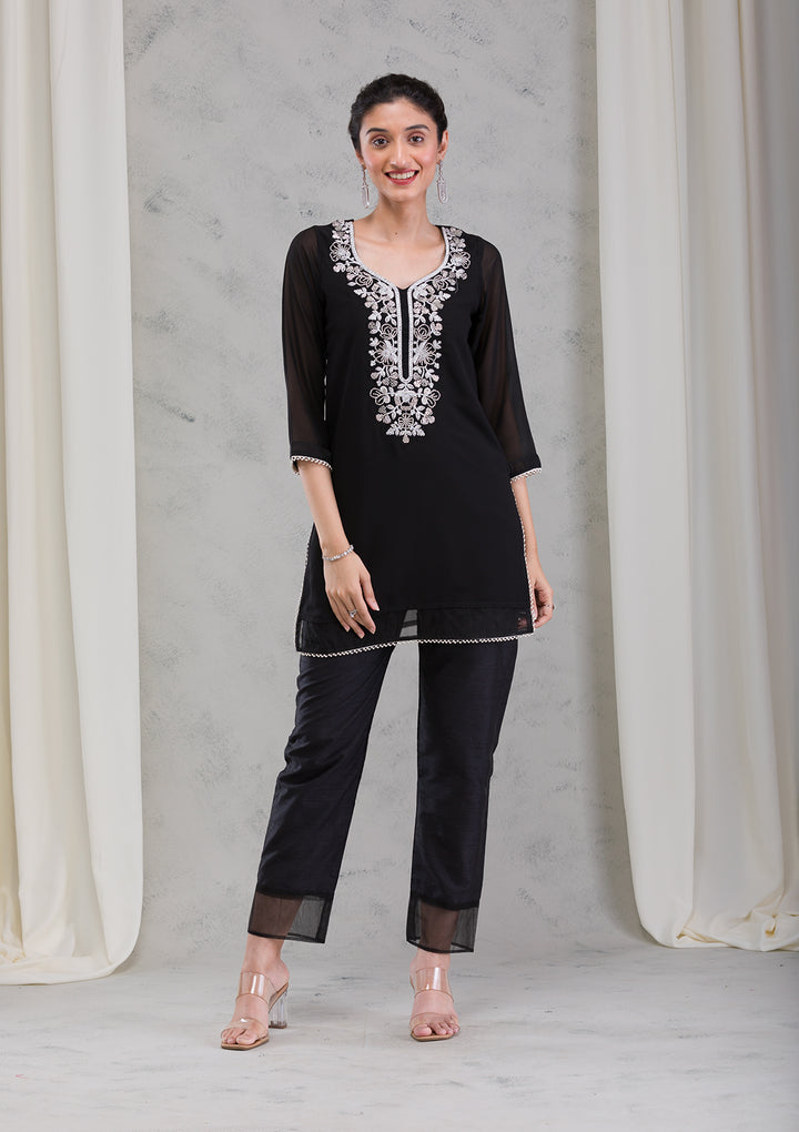 Black Cutdana Georgette Readymade Salwar Kameez