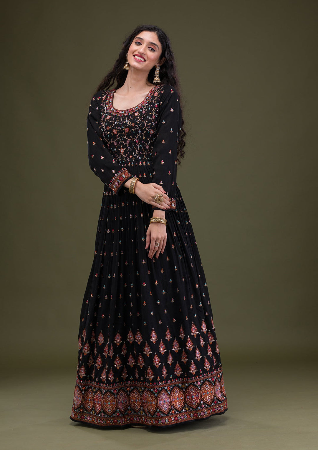 Black Threadwork Georgette Readymade Salwar Suit-Koskii