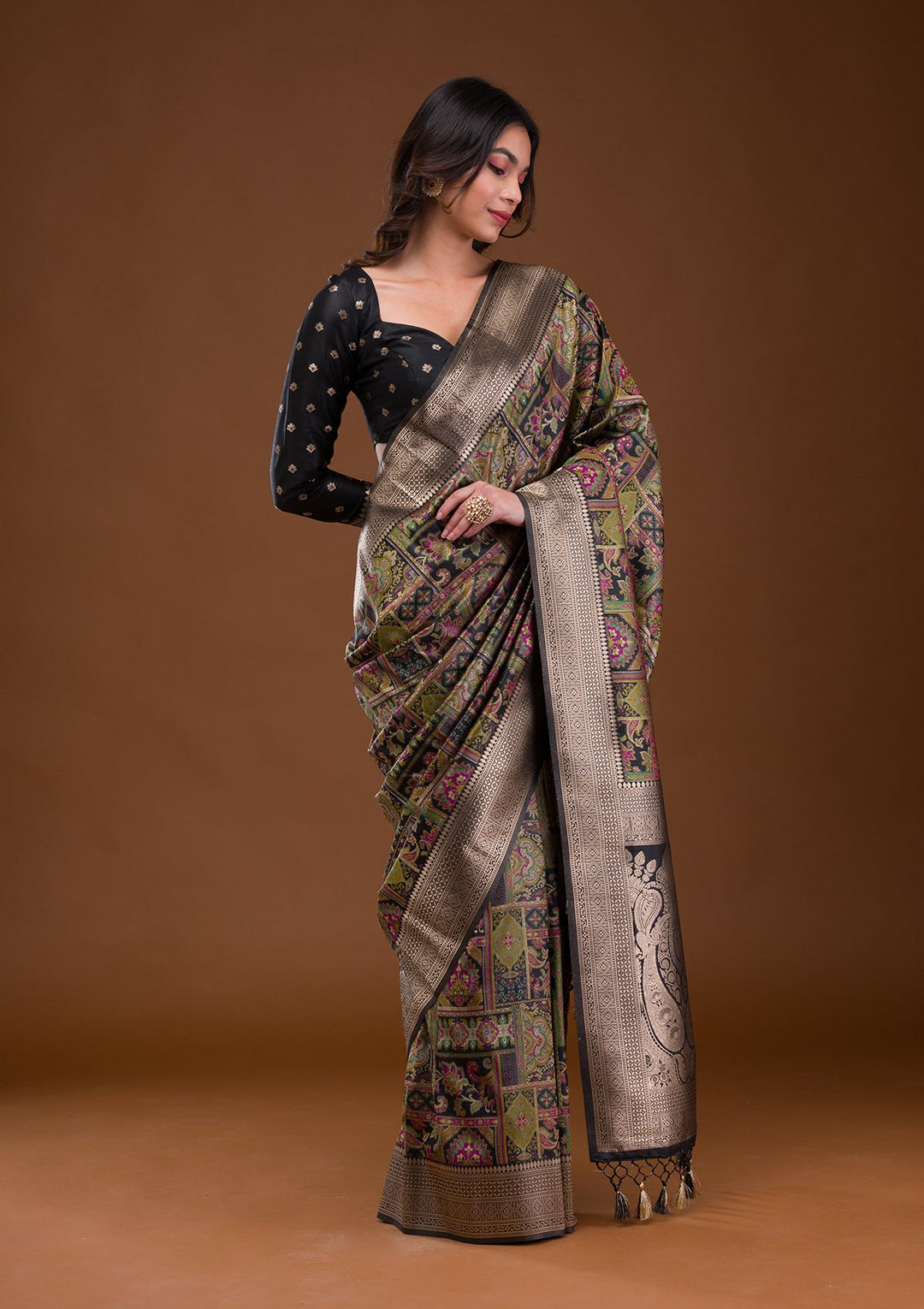 Onion Pink Stonework Net Designer Saree-Koskii