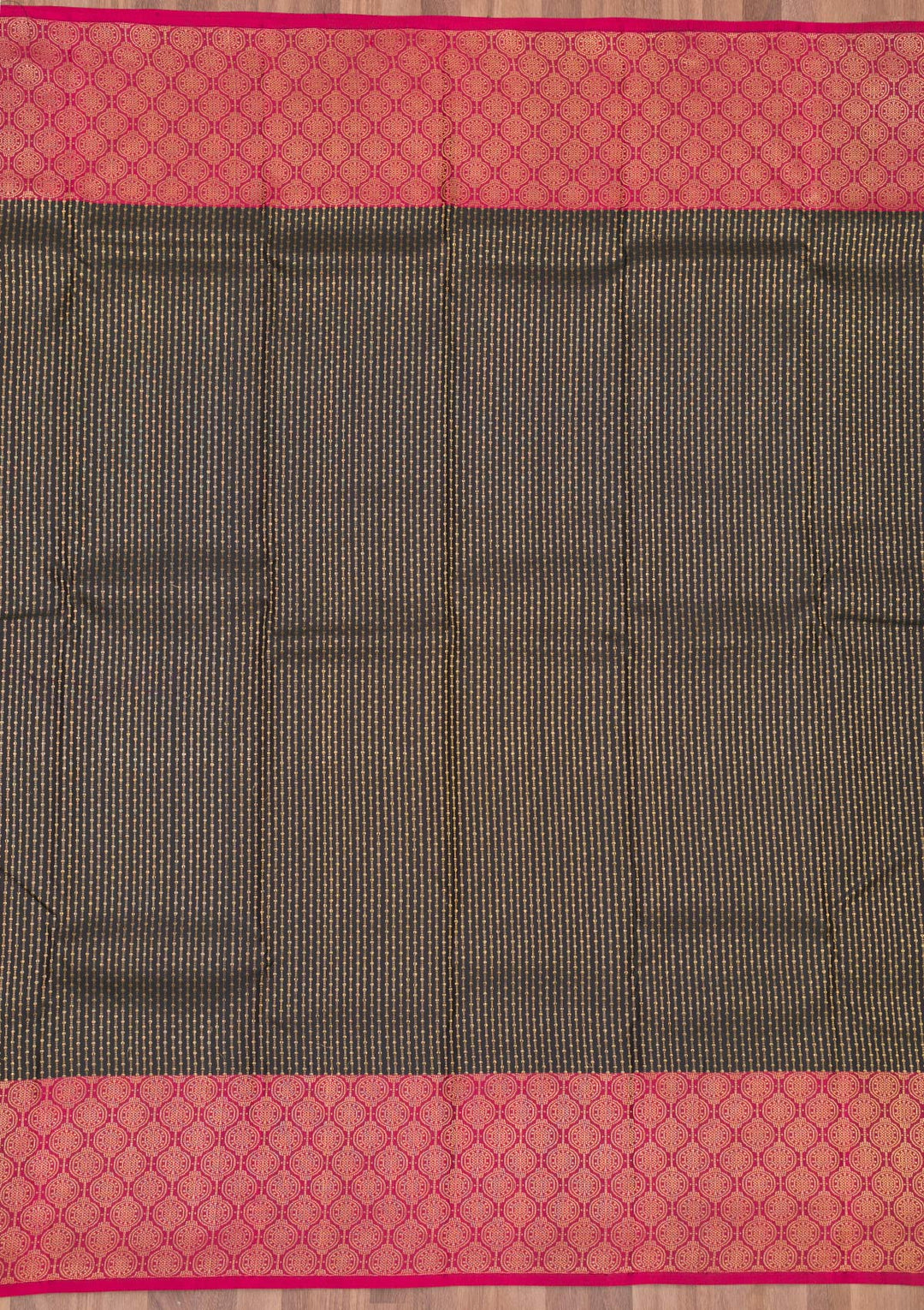 Black Zariwork Pure Silk Saree-Koskii