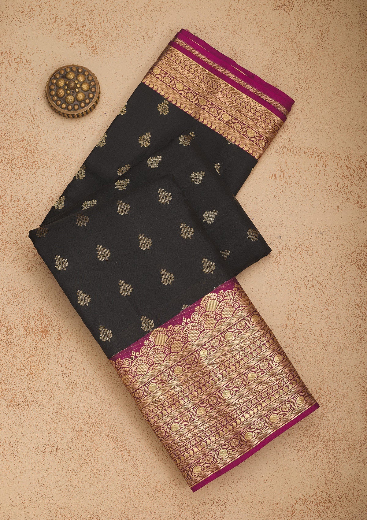 Black Zariwork Pure Silk Saree-Koskii