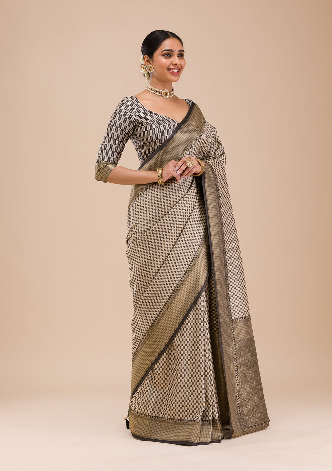 Black Zariwork Silk Saree-Koskii