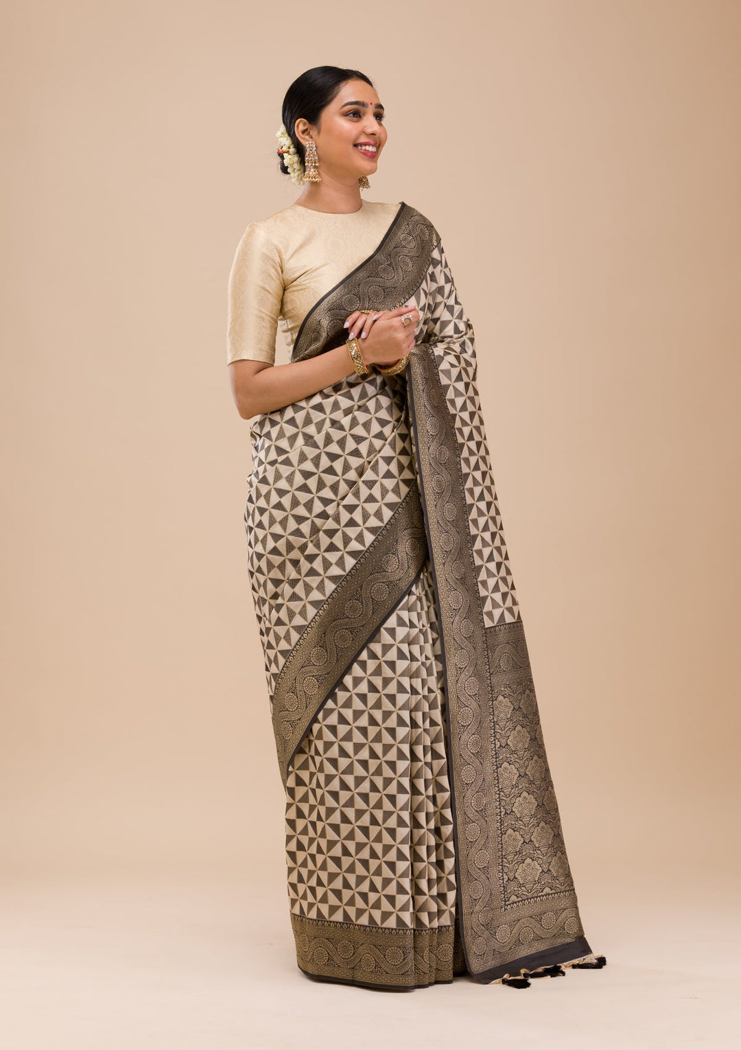 Black Zariwork Silk Saree-Koskii