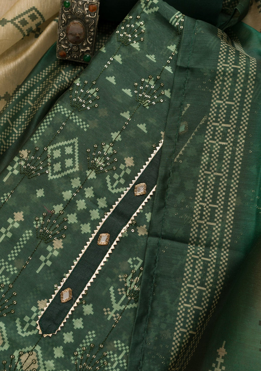 Bottle Green Threadwork Chanderi Unstitched Salwar Suit-Koskii
