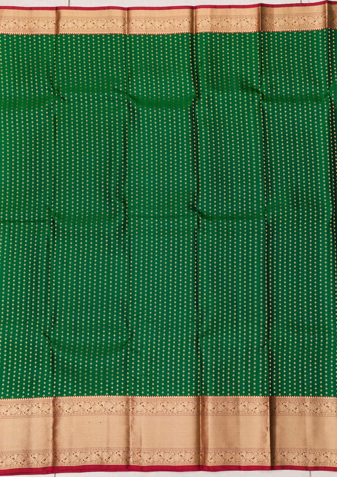 Bottle Green Zariwork Pure Silk Saree-Koskii