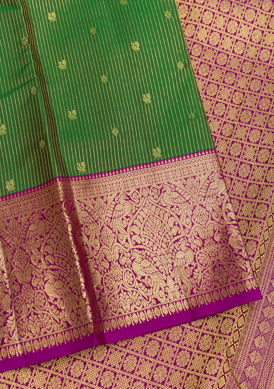 Bottle Green Zariwork Pure Silk Saree-Koskii