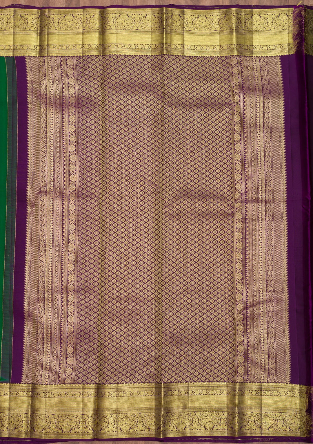 Bottle Green Zariwork Pure Silk Saree-Koskii