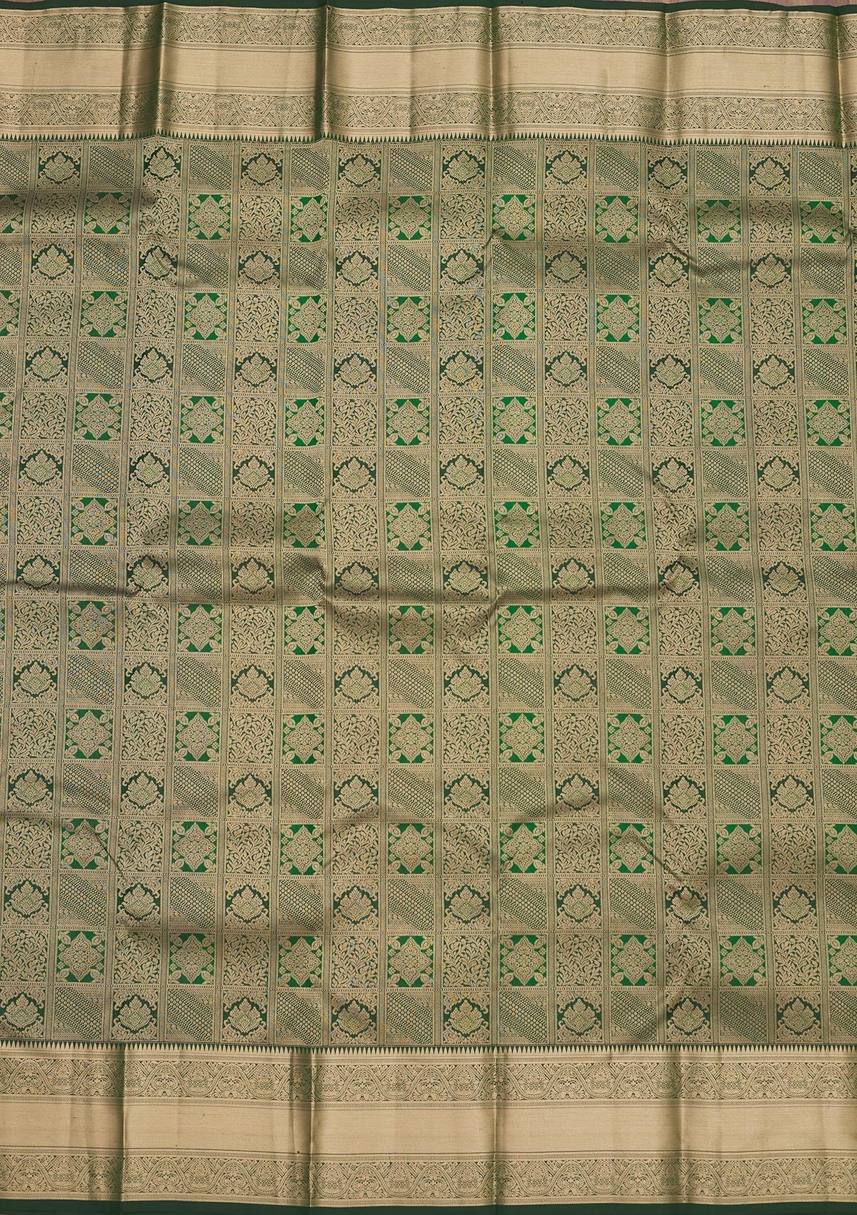 Bottle Green Zariwork Pure Silk Saree-Koskii