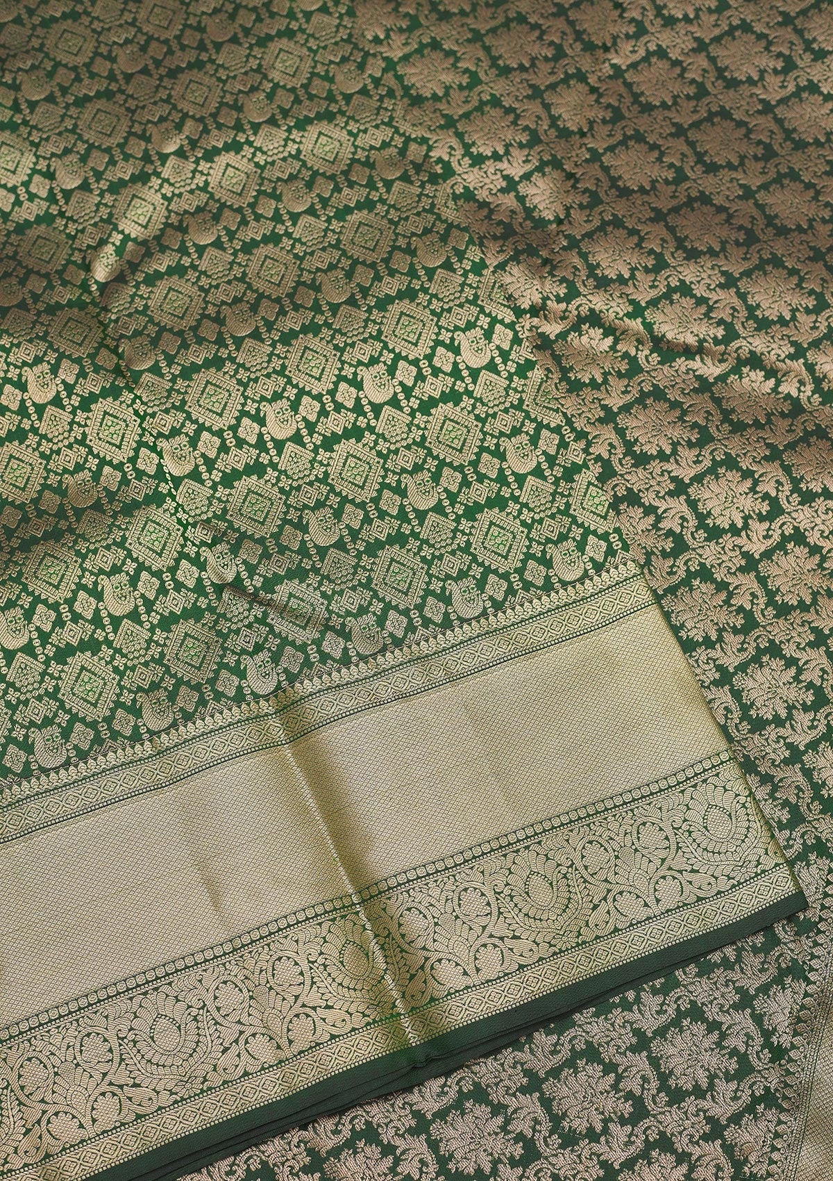 Bottle Green Zariwork Pure Silk Saree-Koskii