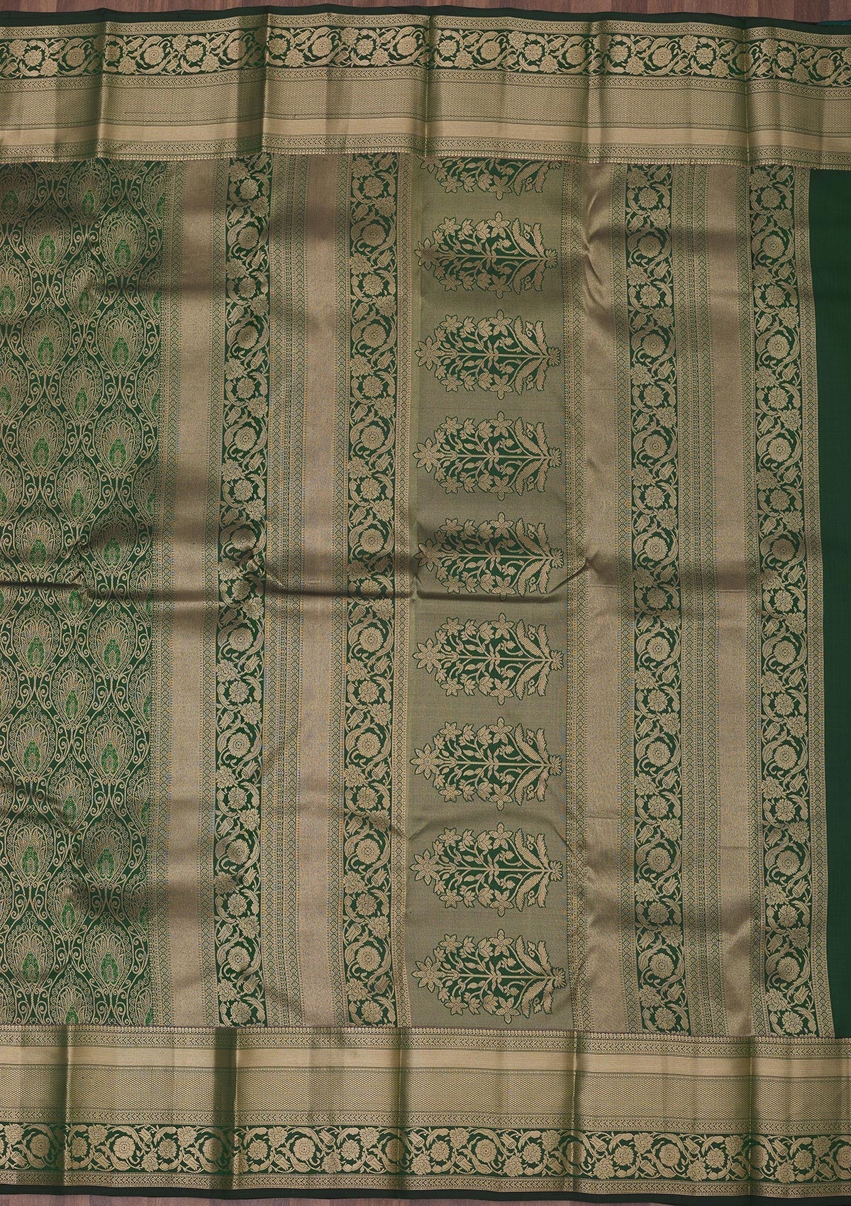 Bottle Green Zariwork Pure Silk Saree-Koskii