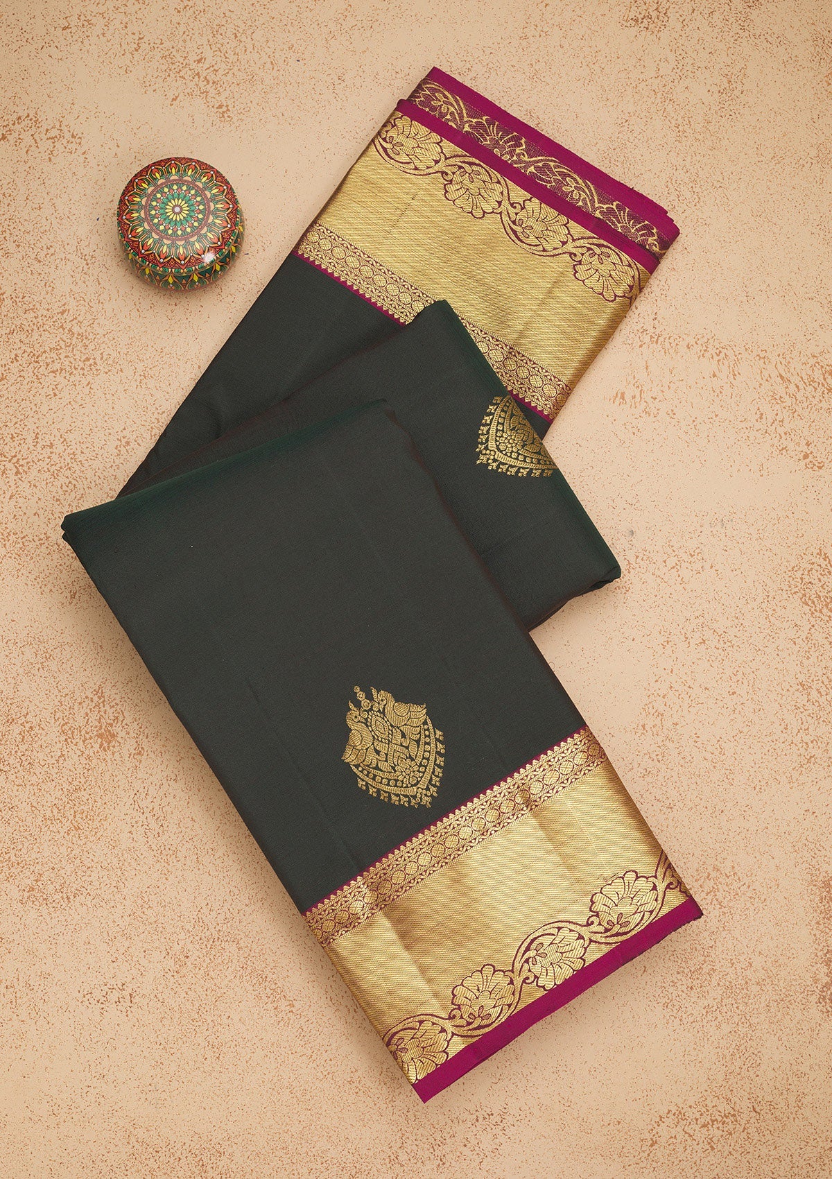 Bottle Green Zariwork Pure Silk Saree-Koskii