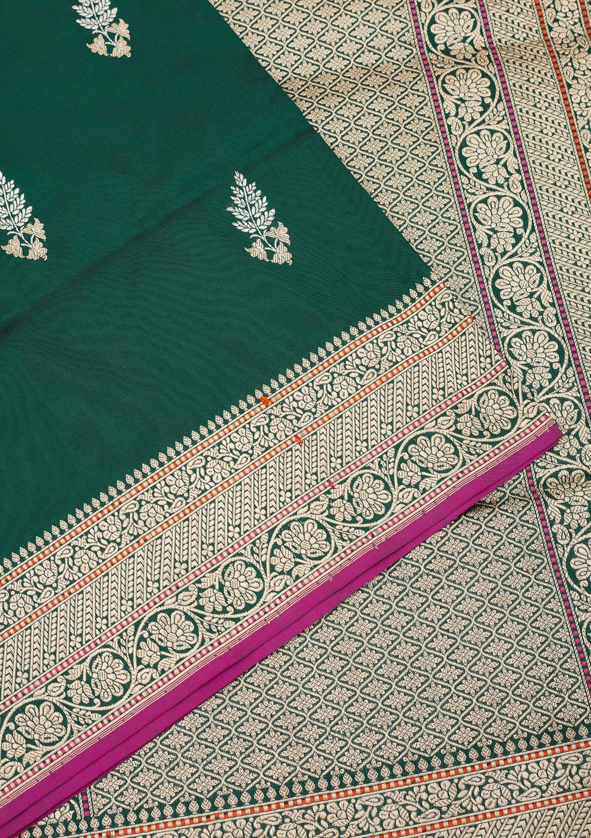 Bottle Green Zariwork Pure Silk Saree-Koskii