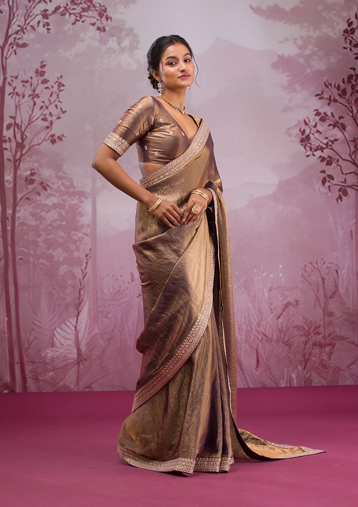 Copper Threadwork Tissue Saree-Koskii