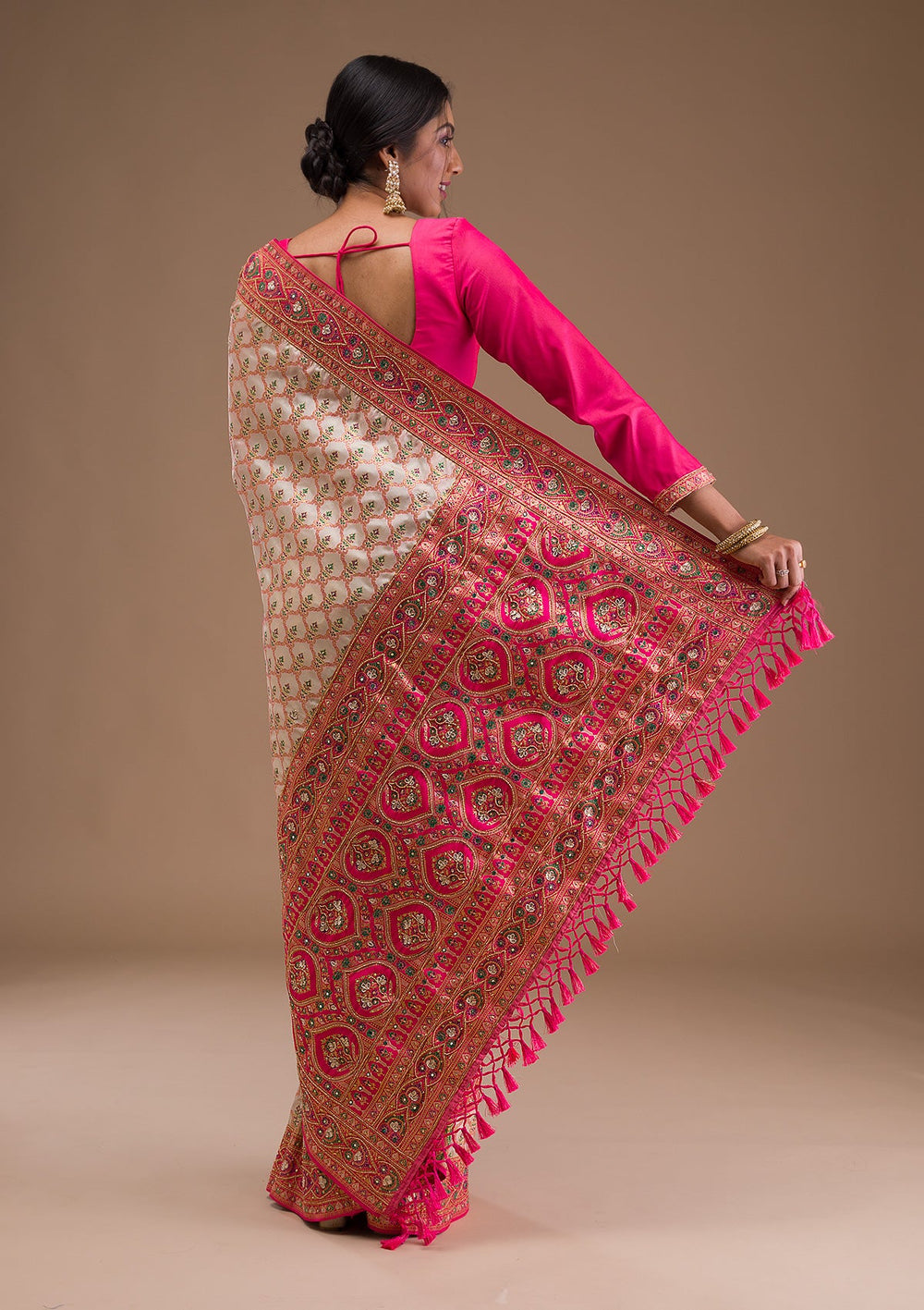 Cream Cutdana Banarasi Silk Saree-Koskii