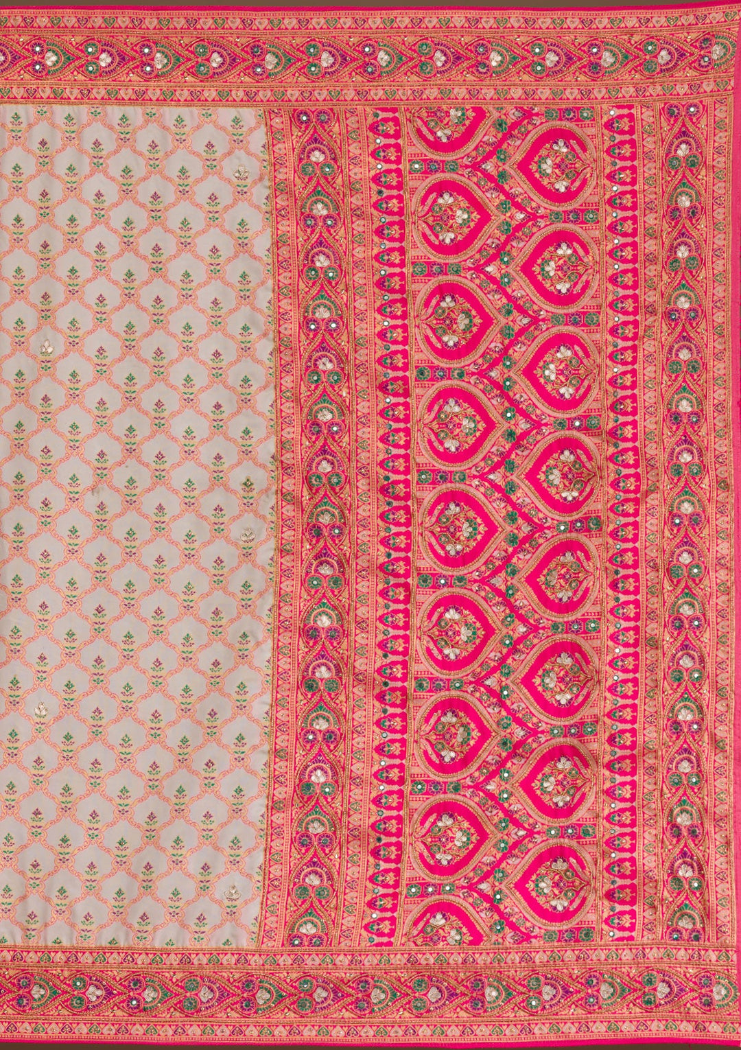 Cream Cutdana Banarasi Silk Saree-Koskii