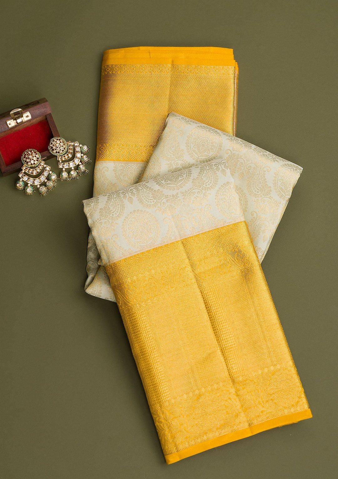 Cream Gold Zariwork Pure Silk Saree - Koskii