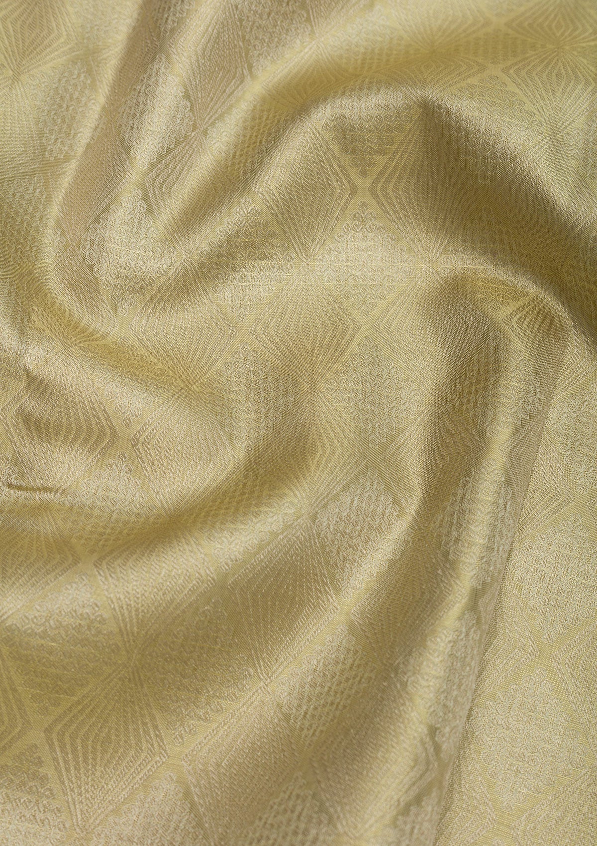 Cream Zariwork Pure Silk Saree-Koskii