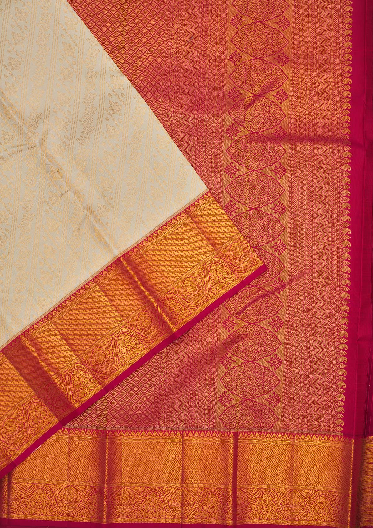 Cream Zariwork Pure Silk Saree