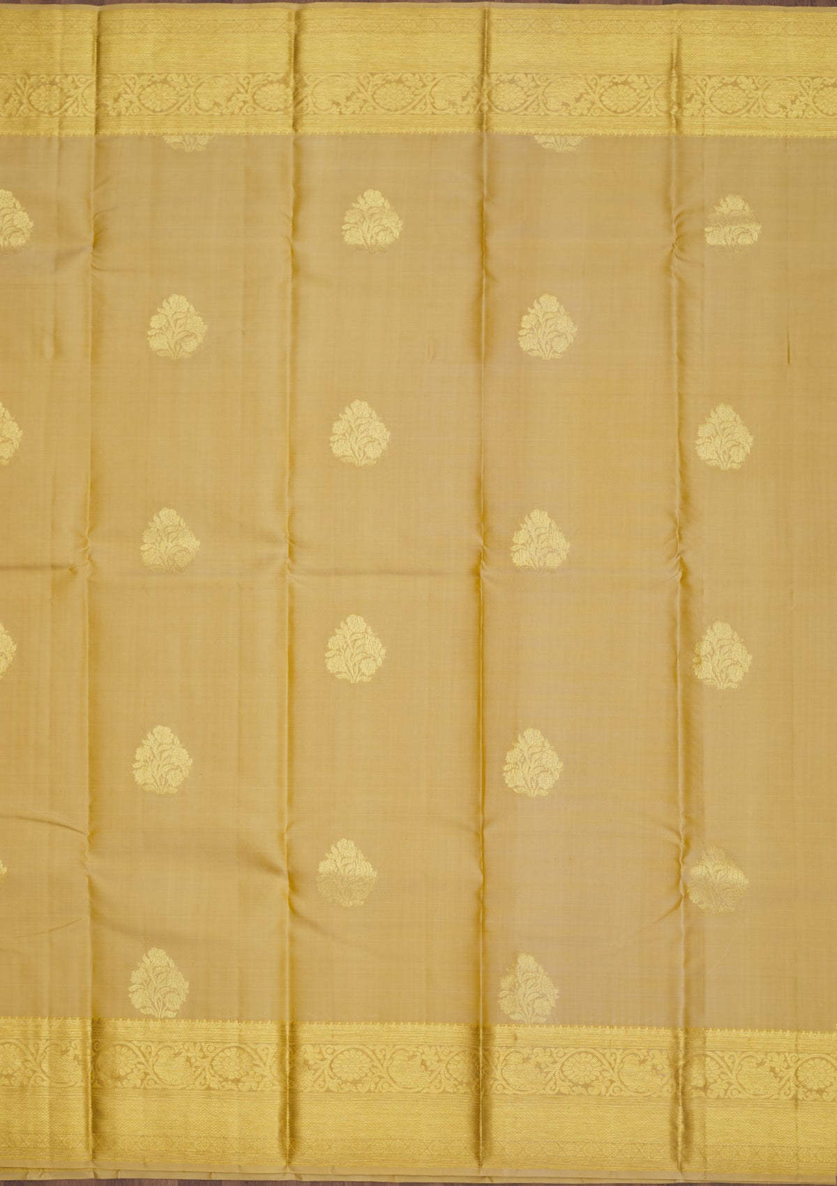 Cream Zariwork Pure Silk Saree