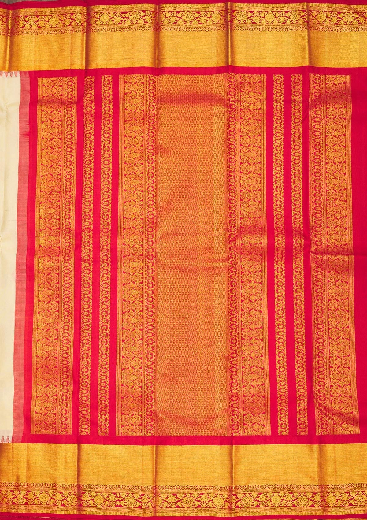 Cream Zariwork Pure Silk Saree