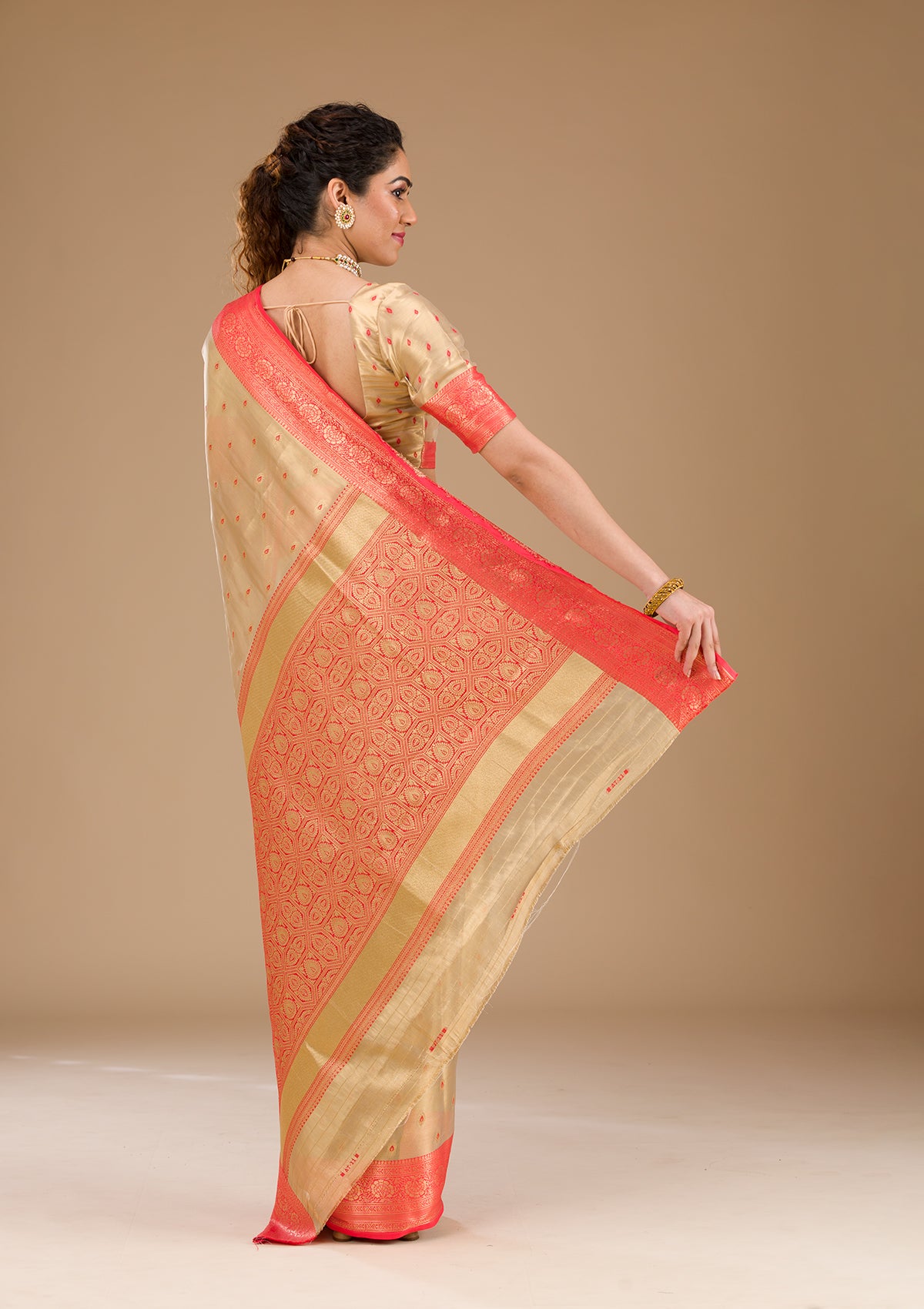 Cream Zariwork Tissue Saree