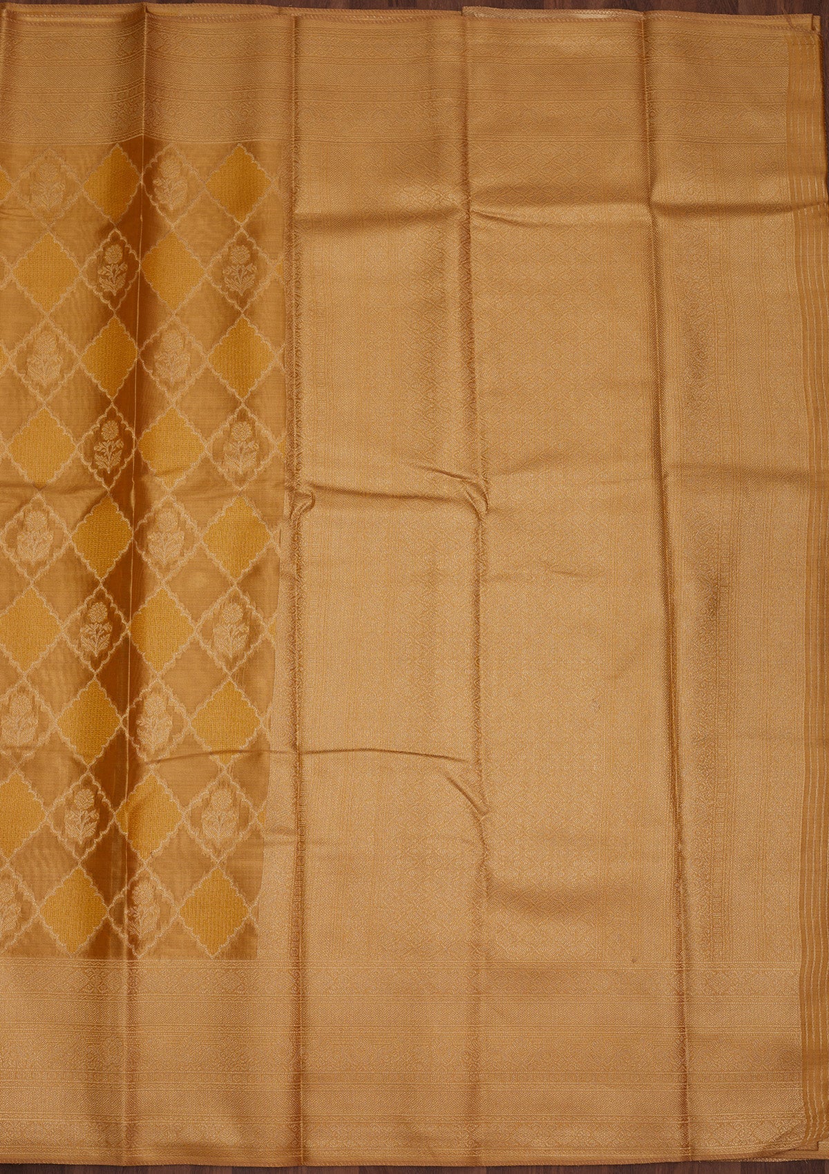 Gold Zariwork Tissue Saree-Koskii