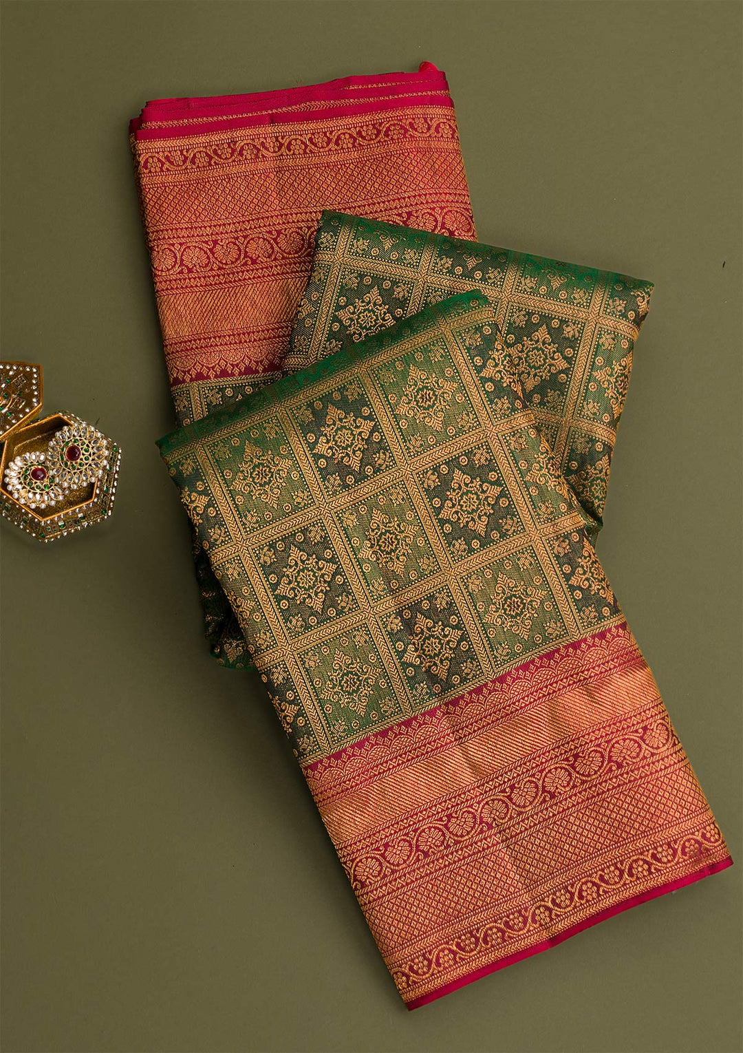Green Gold Zariwork Pure Silk Saree - Koskii