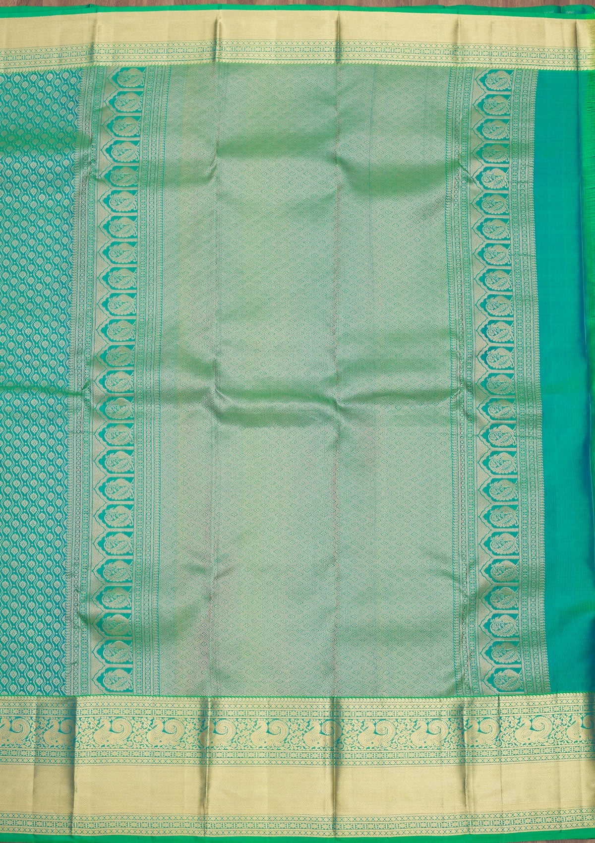 Green Zariwork Pure Silk Saree-Koskii