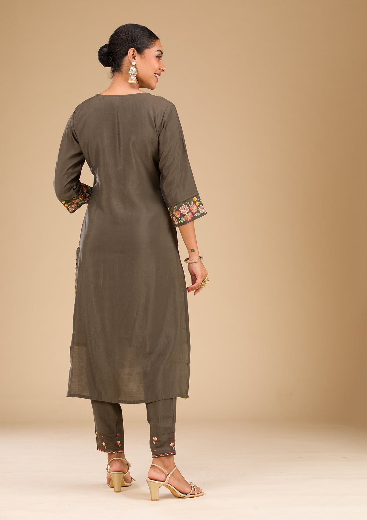 Grey Applique Cotton Readymade Salwar Suit-Koskii