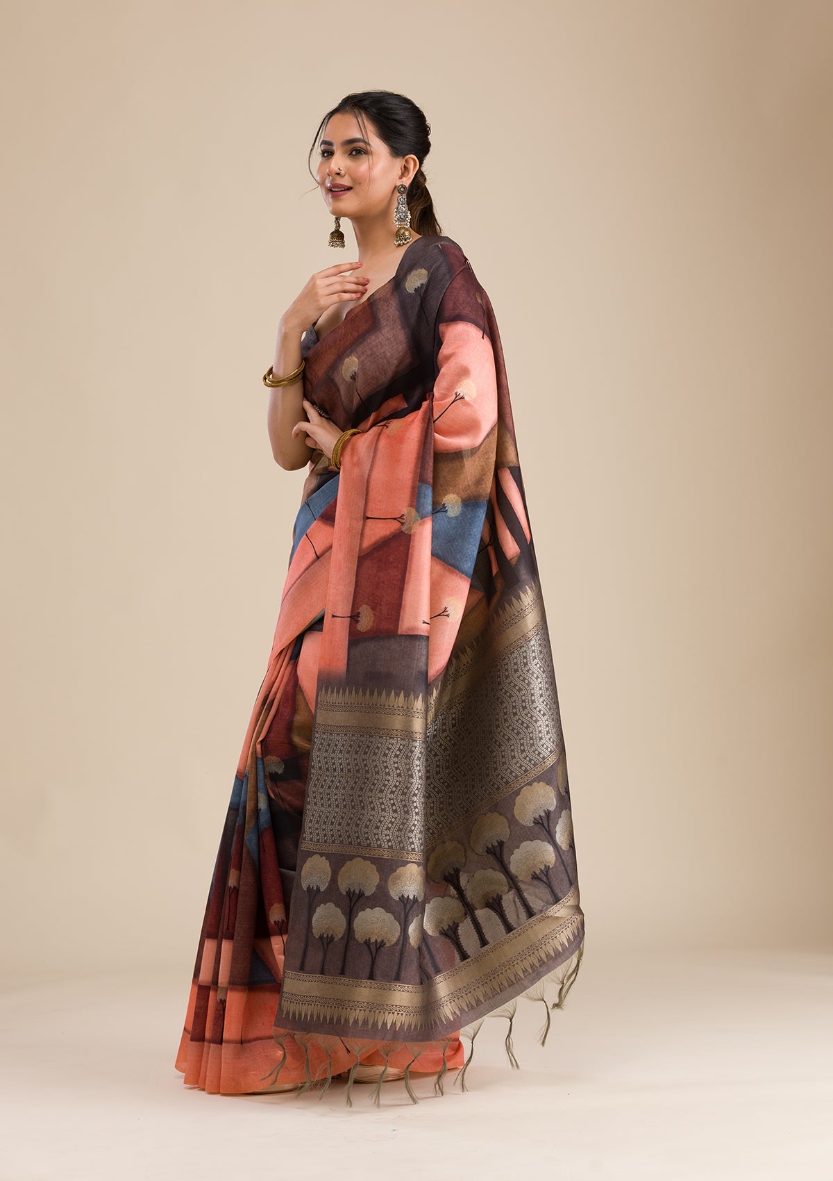 Grey Printed Art Silk Saree-Koskii