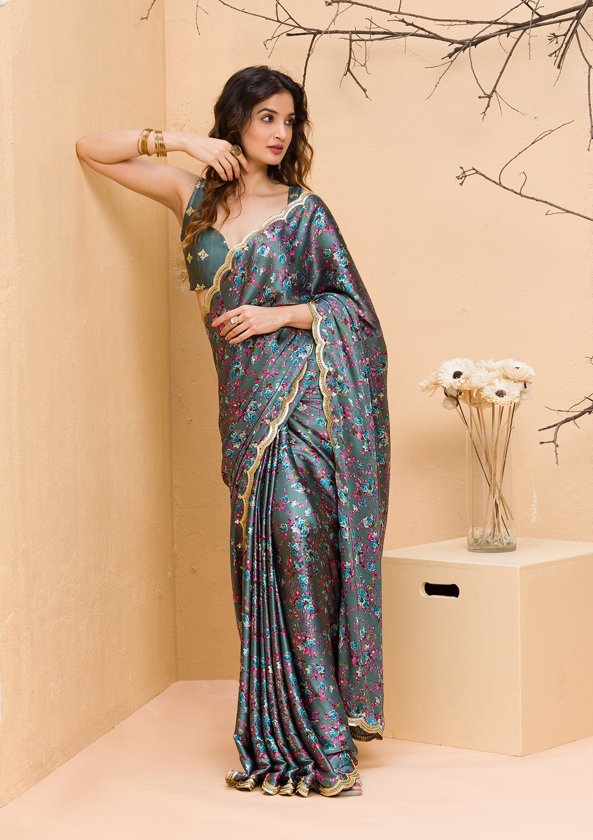 Buy Grey Saree Online For Women At Great Prices – Koskii