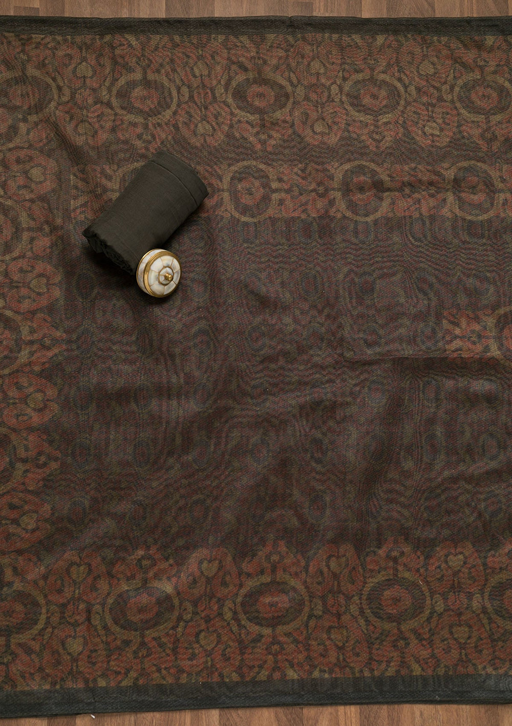 Grey Threadwork Chanderi Unstitched Salwar Suit-Koskii