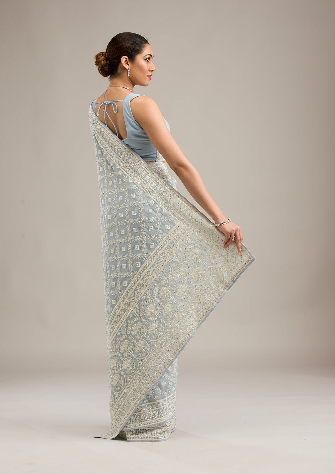 Grey Threadwork Georgette Saree-Koskii