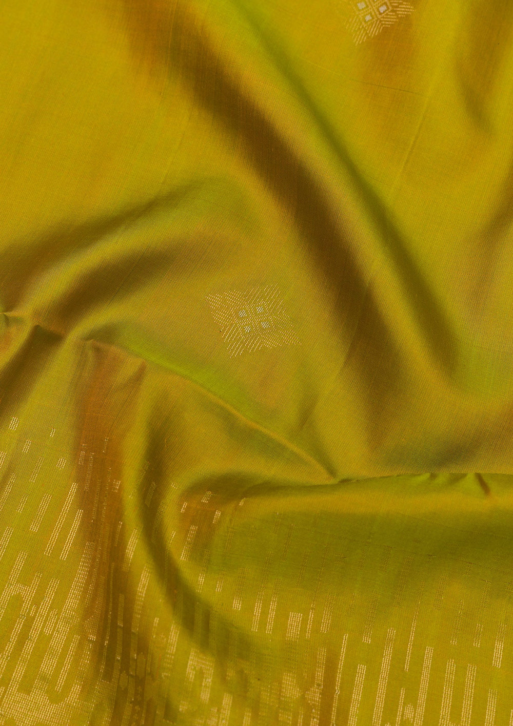 Leaf Green Zariwork Pure Silk Saree-Koskii