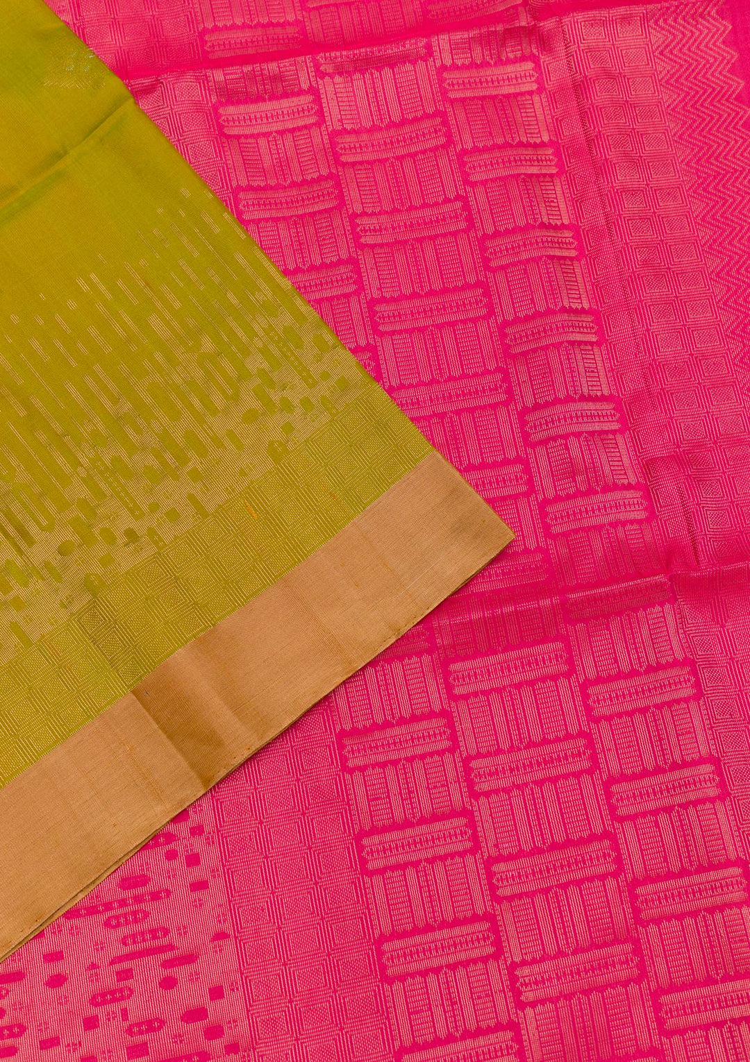 Leaf Green Zariwork Pure Silk Saree-Koskii