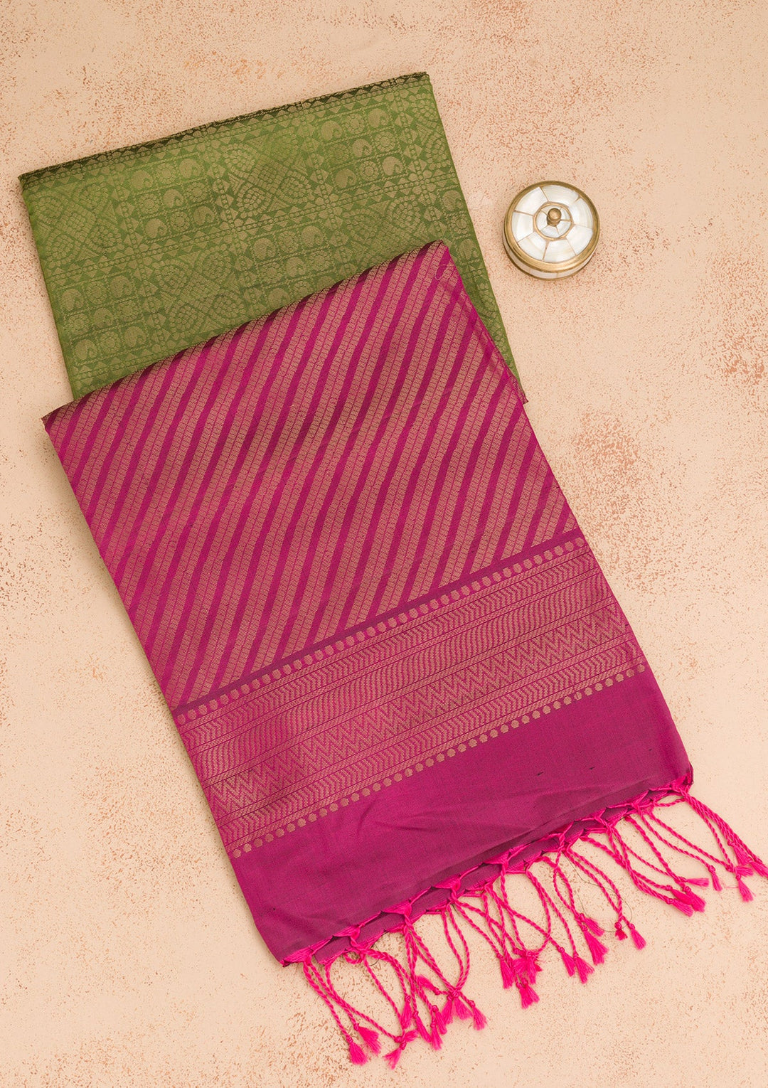 Leaf Green Zariwork Pure Silk Saree-Koskii