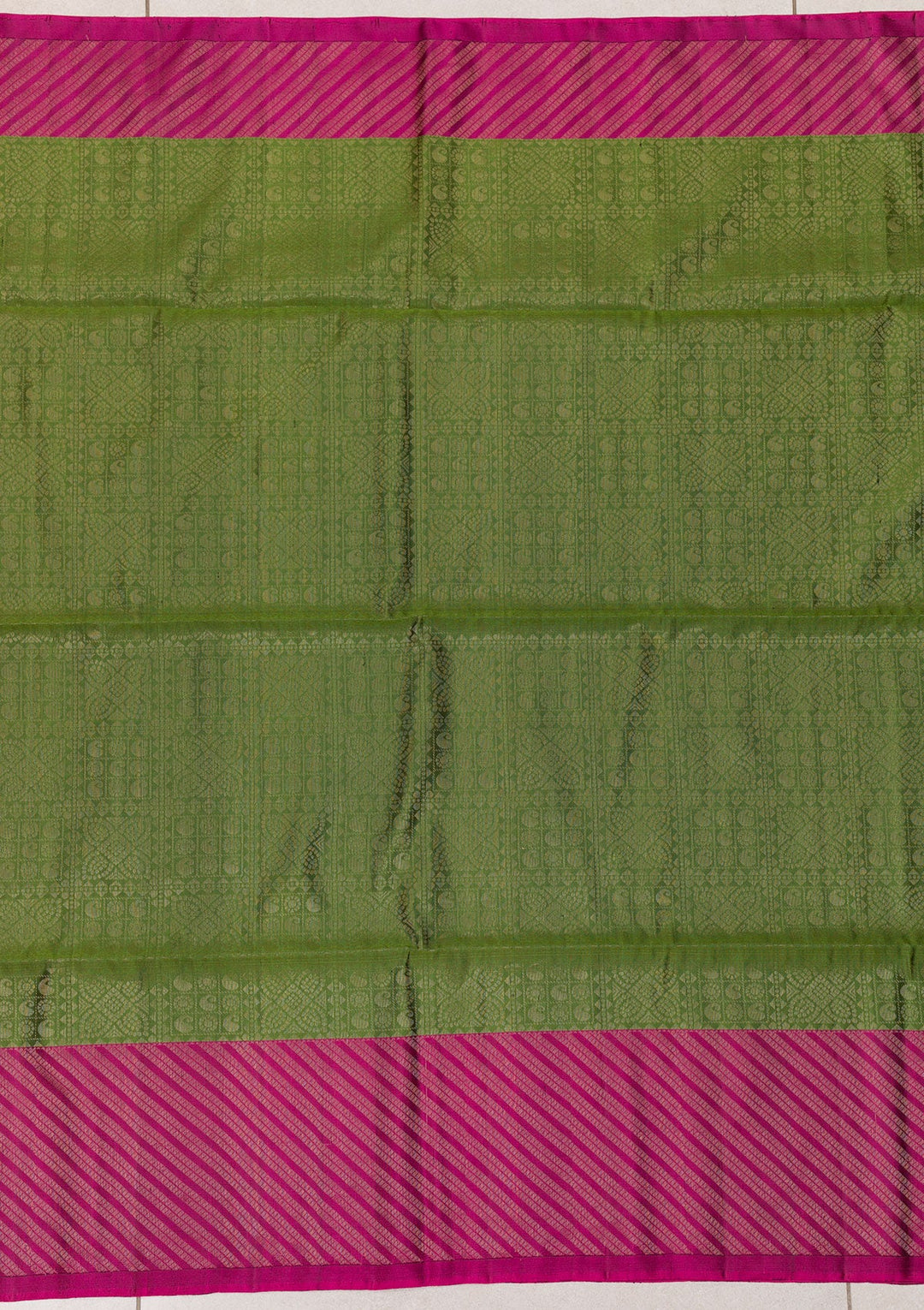 Leaf Green Zariwork Pure Silk Saree-Koskii