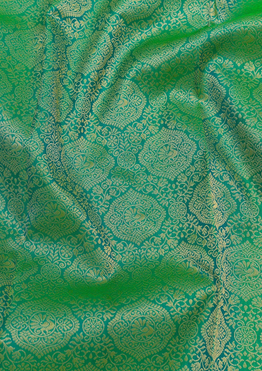 Leaf Green Zariwork Pure Silk Saree-Koskii