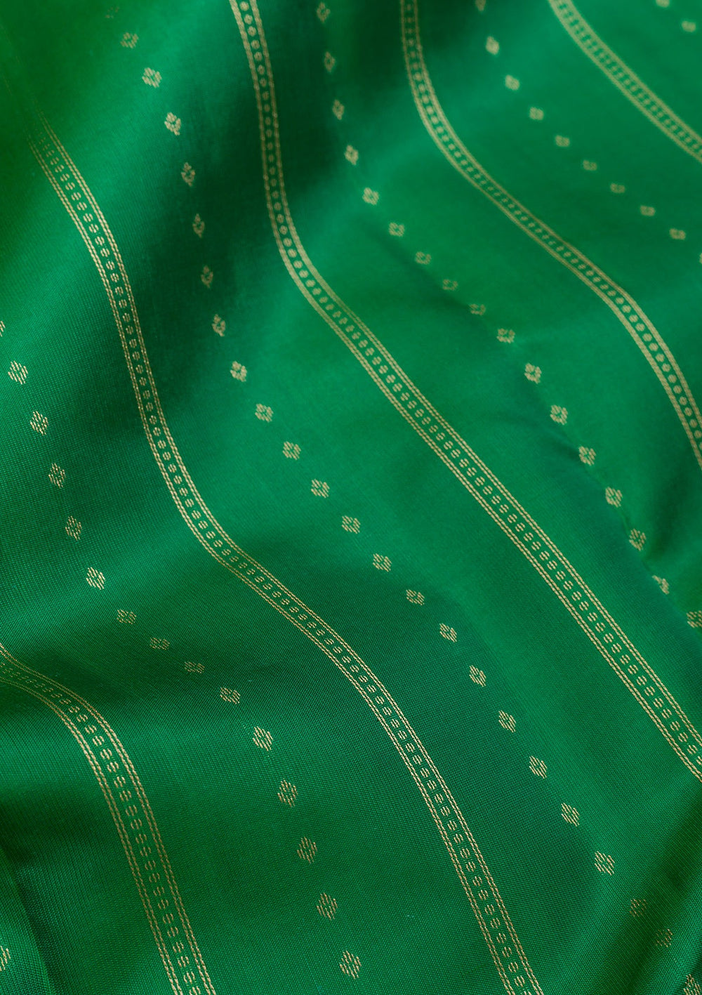 Leaf Green Zariwork Pure Silk Saree-Koskii