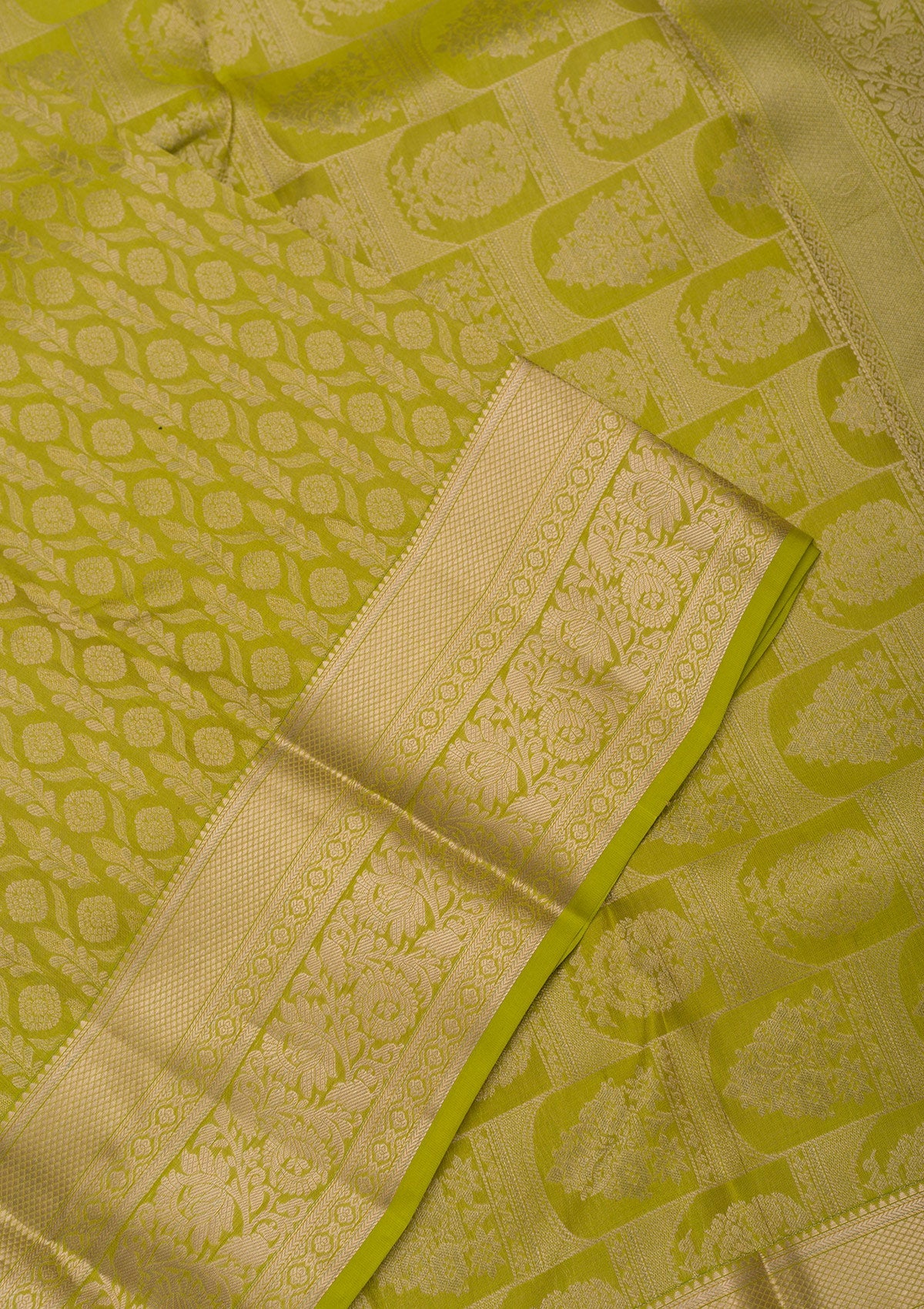 Leaf Green Zariwork Pure Silk Saree-Koskii